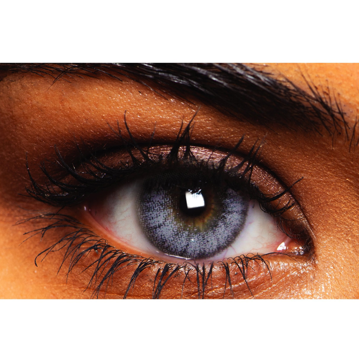 Maria White - Coloured Contact Lenses - (1 Day Wear)